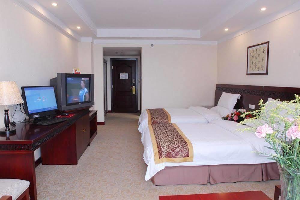 Super 8 Hotel Xian Da Yan Ta Номер фото